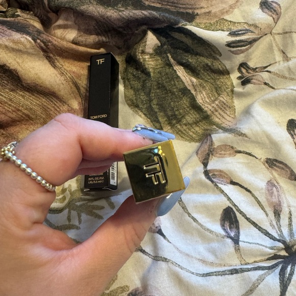 FINAL PRICE Authentic Tom Ford Gloss Luxe Ravish 06 - Picture 2 of 7